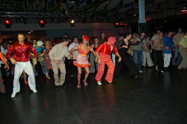 min 2005 11 12 fous swing 269